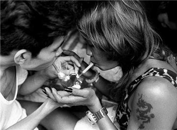 Lôi kéo người khác sử dụng ma túy bị xử lý thế nào?