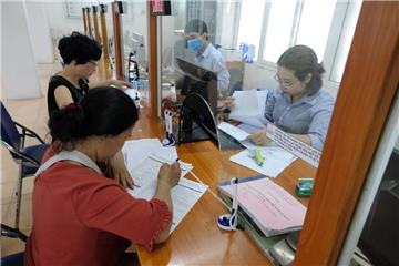 Mẫu Thông báo về việc tìm kiếm việc làm mới nhất 2026