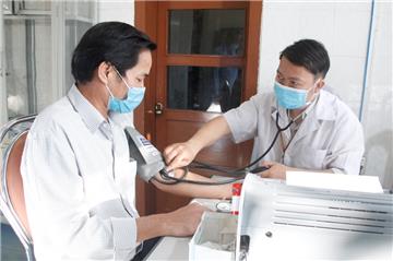 Đi viện ngày Tết có được thanh toán BHYT?