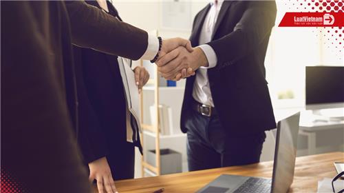 Có được làm cho công ty đối thủ sau khi nghỉ việc?